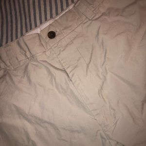 Brooks brothers 346 khaki EUC 33x30